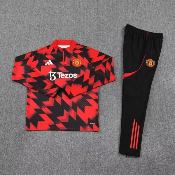 Manchester United Pre-Match Training kit(Sweatshirt+Pants)Red 2025-26