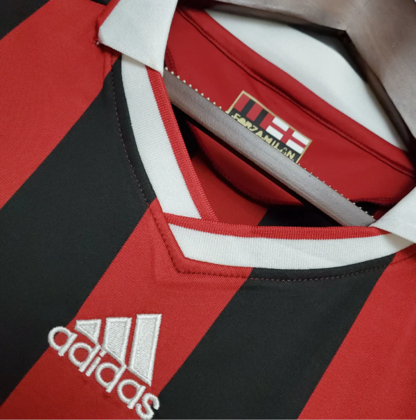 AC Milan 2009-2010 home kit