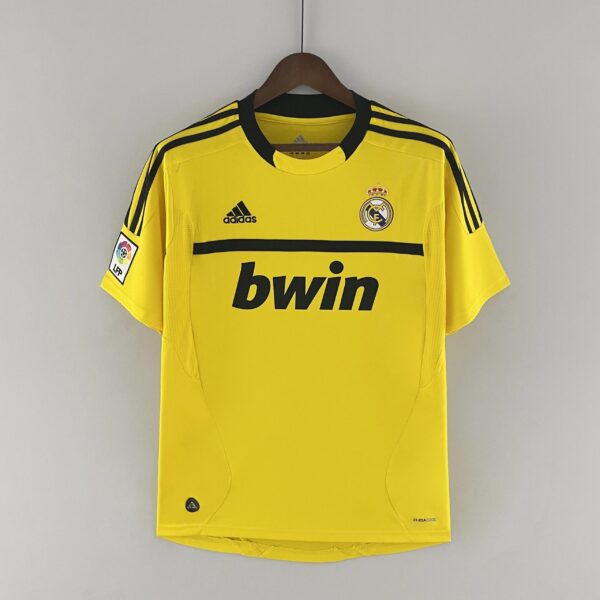 Real Madrid 2011 - 2012 home kit