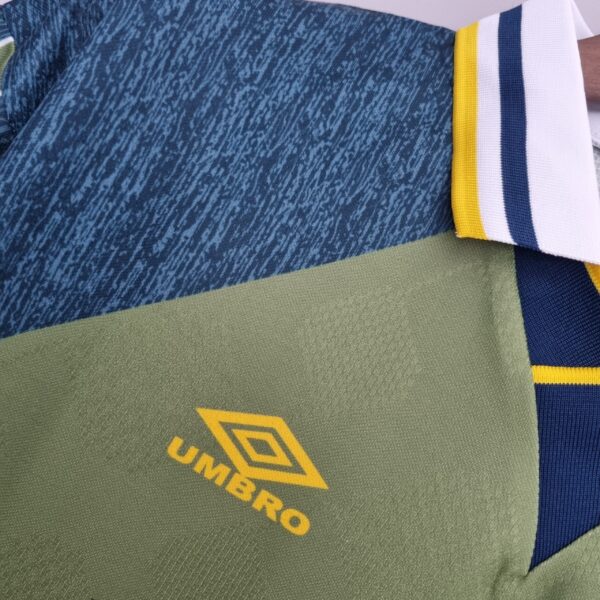 Inter Milan 1995-1996 away shirt