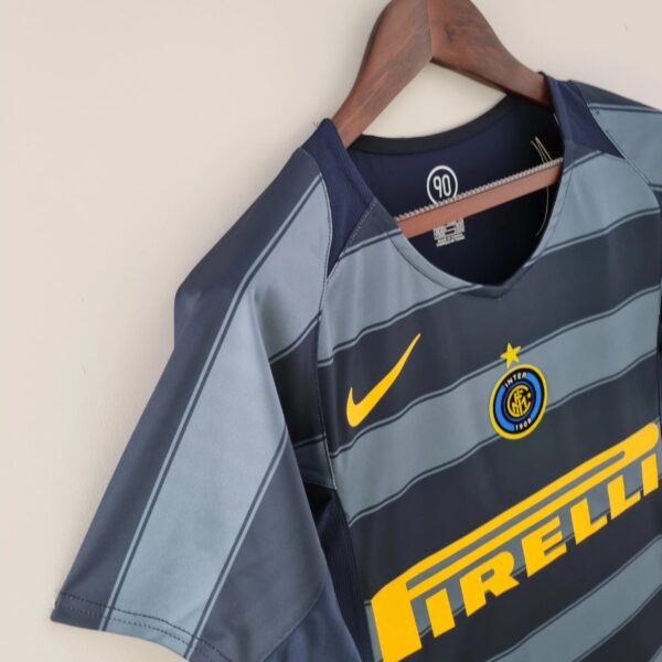 Inter Milan 2004-2005 third shirt