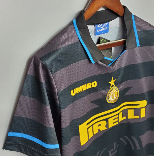Inter Milan 2004-2005 third shirt