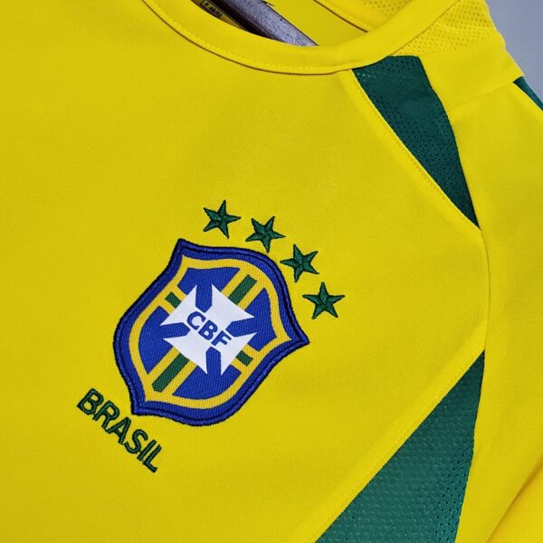 Brazil's 2002 home kit