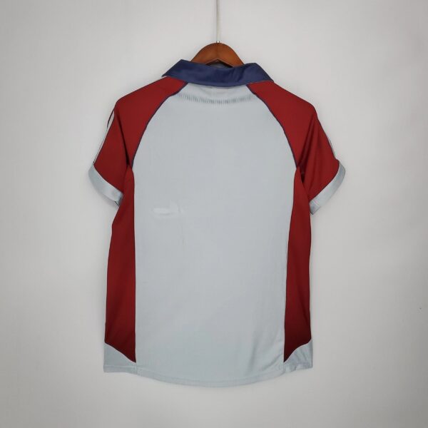 Bayern Munich 1998 - 1999 away shirt