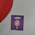 Bayern Munich 1998 - 1999 away shirt