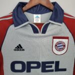 Bayern Munich 1998 - 1999 away shirt