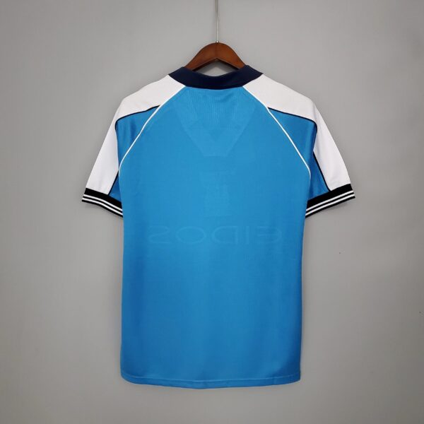  Manchester City's 1999-2000 home shirt