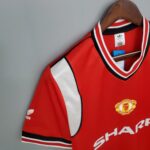 Manchester United 1985-1986 home shirt