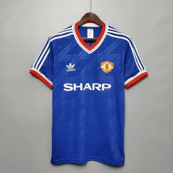 Manchester United 1986-1987 third shirt