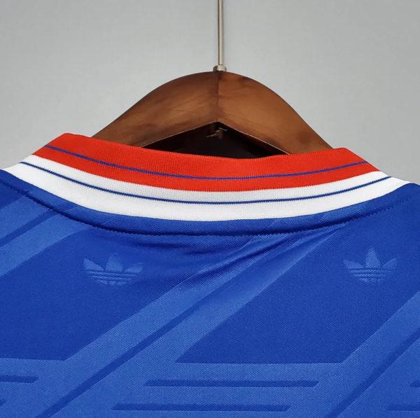 Manchester United 1986-1987 third shirt