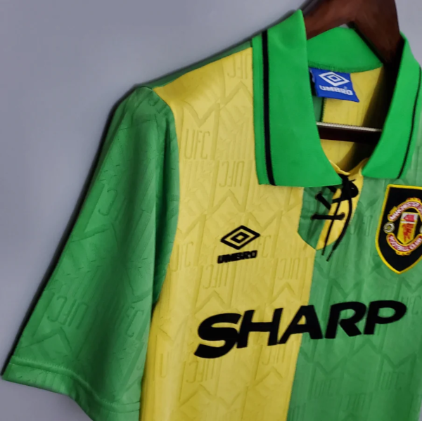 Manchester United 1993-1994 third shirt