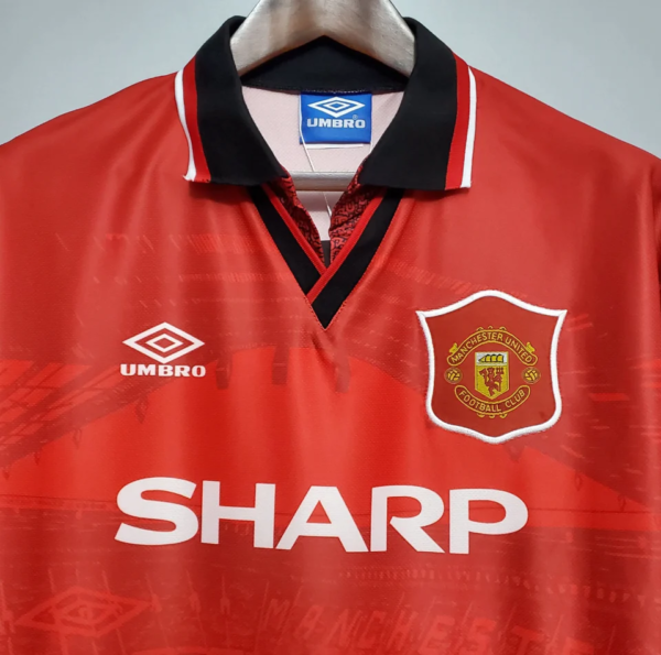 Manchester United 1994-1995 home shirt