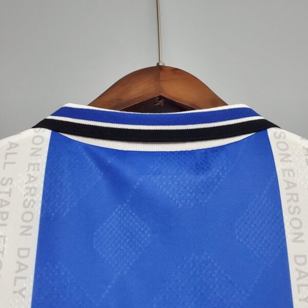 Manchester United 1995-1996 away shirt