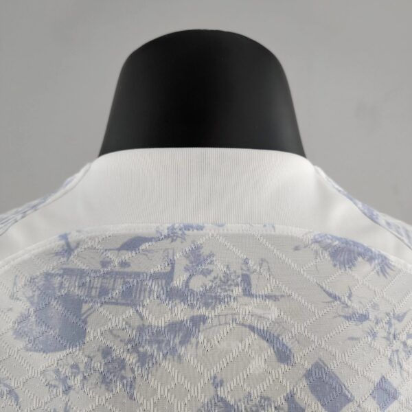 France 2022 away shirt