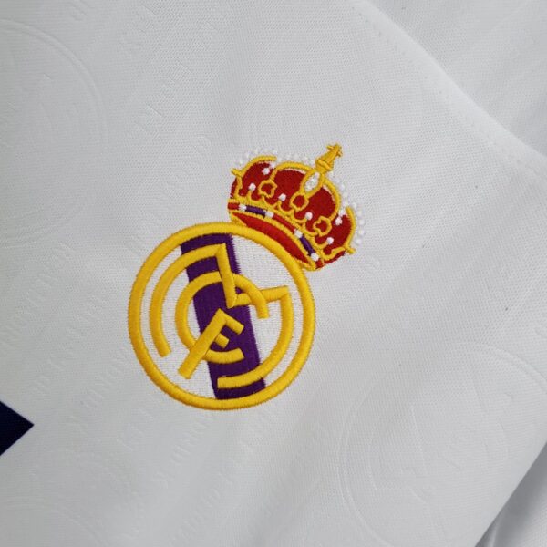 Real Madrid 1996 - 1997 home kit