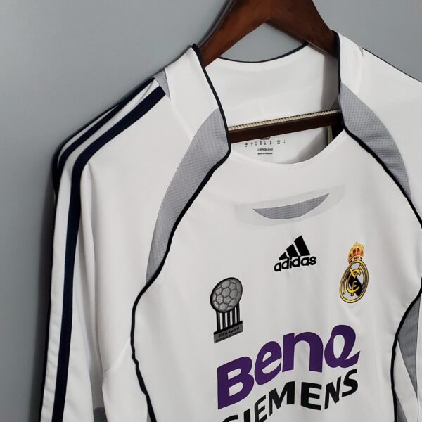 Real Madrid 2006-2007 home long-sleeved shirt
