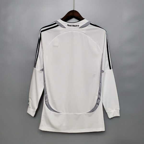 Real Madrid 2006-2007 home long-sleeved shirt