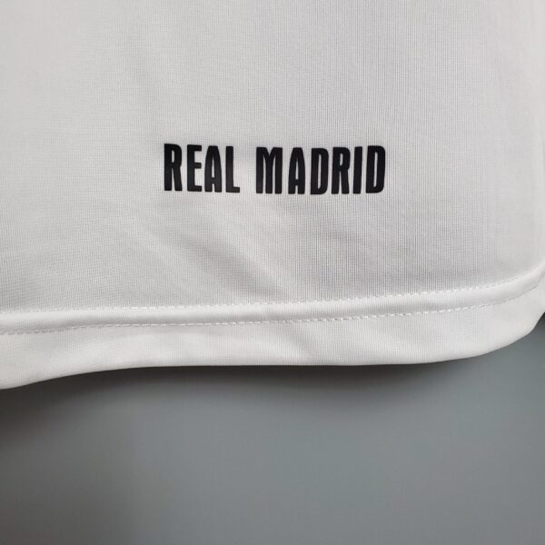 Real Madrid 2007 - 2008 home kit