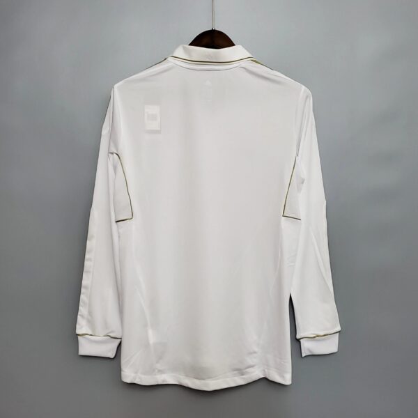  Real Madrid's home long-sleeved shirt for the 2011-2012 season