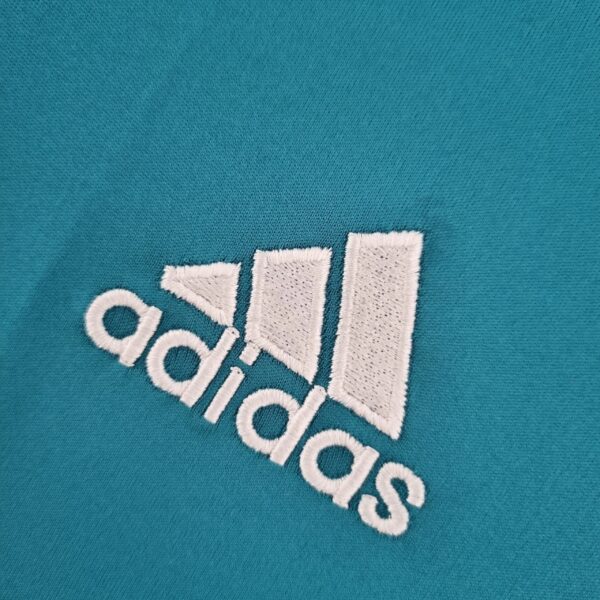 Real Madrid's third away long-sleeved shirt for the 2017-2018 season